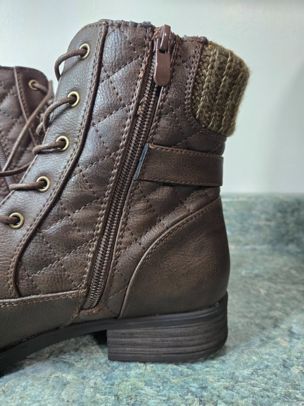 GLOBALWIN Women's Brown Ankle Booties Combat-Style Fashion Boots Size 9 Low Heel - Picture 8 of 11